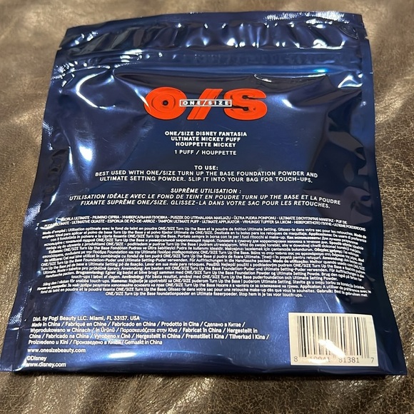 Patrik Starr One/Size Disney Mickey Fantasia Makeup Poof NEW - Picture 2 of 3